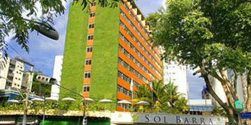 Frente del Hotel Sol Barra de Salvador