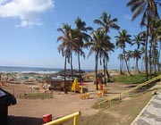 Calçado na Praia de Armação em Salvador